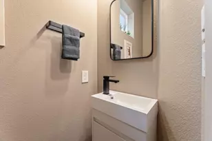 515 Altic St, Houston, TX 77011 - Photo 7