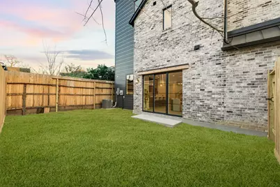 2011 Hopkins Street, Houston, TX 77006 - Photo 43
