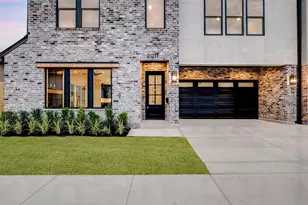 2011 Hopkins St, Houston, TX 77006 - Photo 3