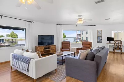 20559 Red Bud Court, Thornton, TX 76687 - Photo 11