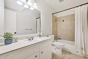 5215 Arboles Dr, Houston, TX 77035 - Photo 21