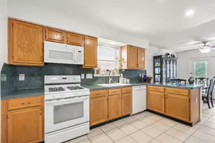 28723 Sedgefield St, Spring, TX 77386 - Photo 7