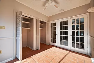 11415 Chariot Dr, Stafford, TX 77477 - Photo 17