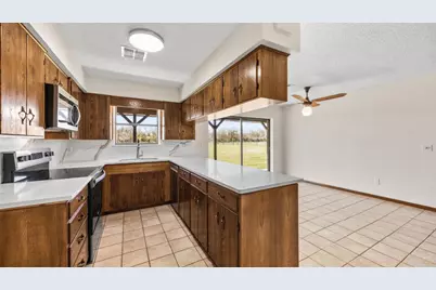 4710 County Road 121, Wharton, TX 77488 - Photo 7