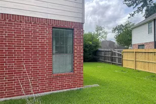 16211 Quiet Canyon Ct, Friendswood, TX 77546 - Photo 13