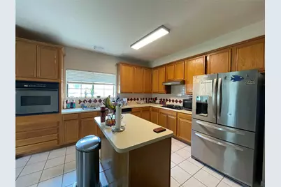 16211 Quiet Canyon Court, Friendswood, TX 77546 - Photo 7