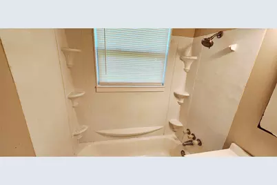 222 Winding Way Street, Lake Jackson, TX 77566 - Photo 13