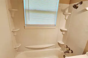 222 Winding Way St, Lake Jackson, TX 77566 - Photo 13