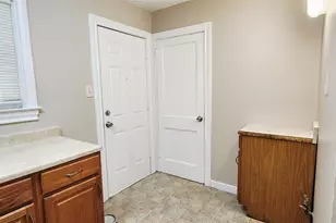 222 Winding Way St, Lake Jackson, TX 77566 - Photo 5