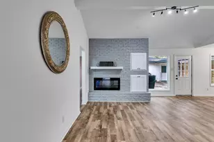 5675 Sylmar Rd, Houston, TX 77081 - Photo 15