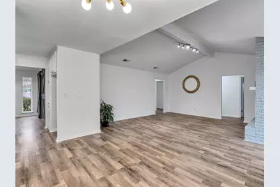 5675 Sylmar Road, Houston, TX 77081 - Photo 19