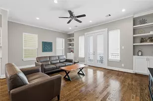 2604 Bevis St, Houston, TX 77008 - Photo 17