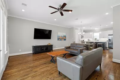 2604 Bevis Street #D, Houston, TX 77008 - Photo 19
