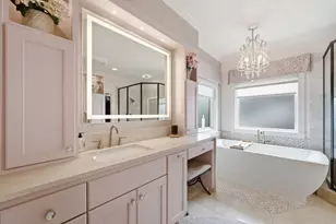 729 E 7th 1/2 St, Houston, TX 77007 - Photo 23