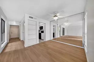 3200 S Gessner Rd, Houston, TX 77063 - Photo 9