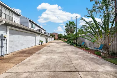 3200 S Gessner Road #348, Houston, TX 77063 - Photo 31