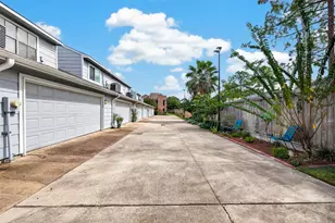 3200 S Gessner Rd, Houston, TX 77063 - Photo 31