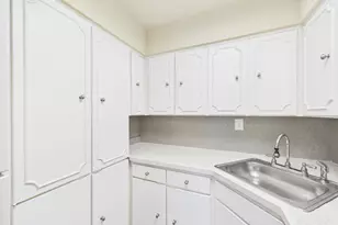 2595 Marilee Ln, Houston, TX 77057 - Photo 13
