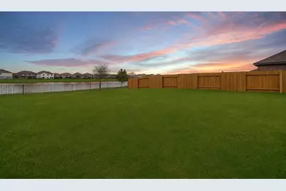 512 Maple Bend Lane, La Marque, TX 77568 - Photo 19
