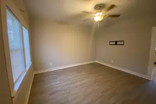 121 Parker Ln, West Columbia, TX 77486 - Photo 13