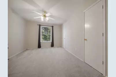 8016 Golf Green Circle, Houston, TX 77036 - Photo 15