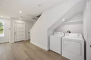 7611 Lawn St, Houston, TX 77088 - Photo 5