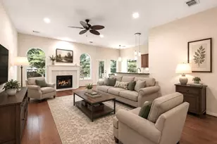 2103 Carriage Run W, Conroe, TX 77384 - Photo 5