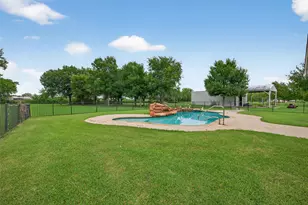 1213 Dyann Dr, Wharton, TX 77488 - Photo 41