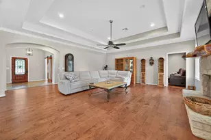 1213 Dyann Dr, Wharton, TX 77488 - Photo 17