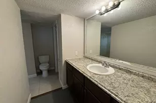 3300 Yorktown St, Houston, TX 77056 - Photo 13