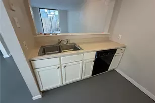 3300 Yorktown St, Houston, TX 77056 - Photo 9