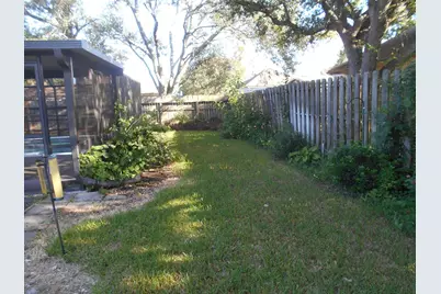 53 S Calla Lily Court, Lake Jackson, TX 77566 - Photo 31