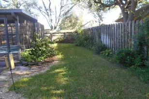 53 S Calla Lily Ct, Lake Jackson, TX 77566 - Photo 31
