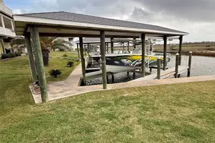 235 Tuna Run Rd, Freeport, TX 77541 - Photo 9