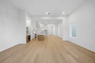 1516 Dorothy St, Houston, TX 77008 - Photo 7