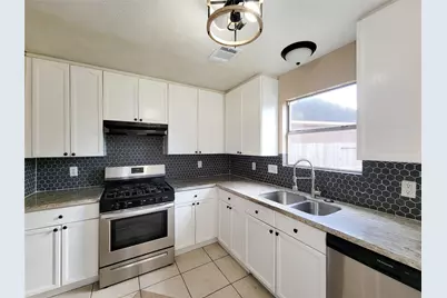 4626 Jaymar Drive, Sugar Land, TX 77479 - Photo 17