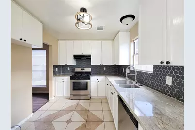 4626 Jaymar Drive, Sugar Land, TX 77479 - Photo 15