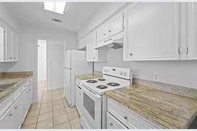 3428 Lantern Lane, Baytown, TX 77521 - Photo 7