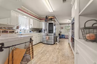 907 E Houston Avenue, Crockett, TX 75835 - Photo 11