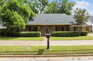 907 E Houston Ave, Crockett, TX 75835 - Photo 3