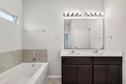 8126 Oakleaf Meadow Court, Rosharon, TX 77583 - Photo 37