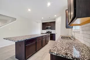 8126 Oakleaf Meadow Ct, Rosharon, TX 77583 - Photo 19