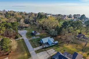 182 Bridgecrossing, Onalaska, TX 77360 - Photo 25