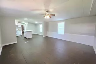 312 Paddock Rd, Willis, TX 77378 - Photo 3