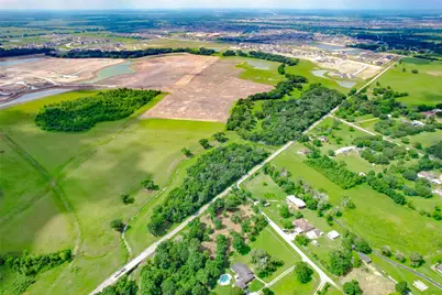 8519 Maywald Street, Manvel, TX 77578 - Photo 11