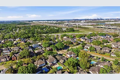 2605 Hampton Springs Drive, Seabrook, TX 77586 - Photo 39