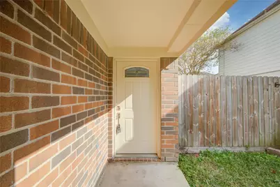 8022 Saffron Lane, Baytown, TX 77521 - Photo 5