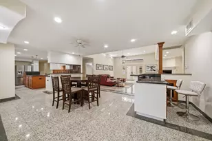 11730 Denise Dr, Houston, TX 77024 - Photo 9
