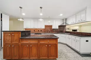 11730 Denise Dr, Houston, TX 77024 - Photo 13