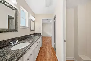 11730 Denise Dr, Houston, TX 77024 - Photo 31